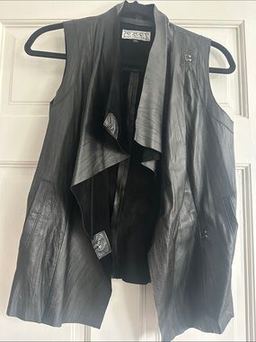 Los Angeles Sleeveless Black Leather Drape Vest